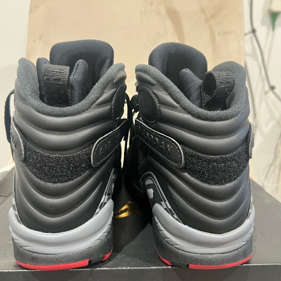 Jordan 8 “Bred”